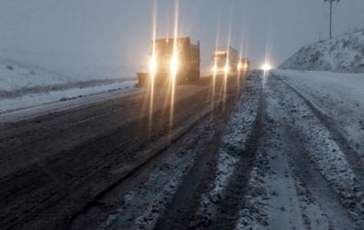برف‌روبی ۶۰۰ کیلومتر از محورهای نیشابور و میان‌جلگه