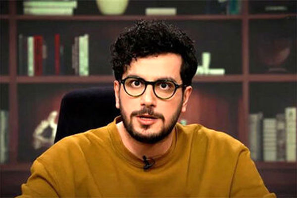 انتقاد تند دو روزنامه اصولگرا از امیرحسین قیاسی: خیلی نمک نشناسی؛این همه انسان کشته شد و خانه های شان خراب شد و تو سکوت کردی