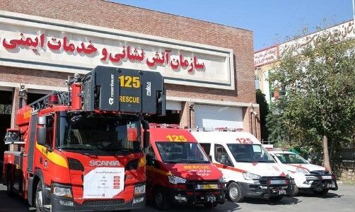 آماده‌باش کامل آتش‌نشانی مشهد برای چهارشنبه‌سوری ۱۴۰۴ | استقرار خودرو‌ها در نقاط پرخطر شهر مشهد 