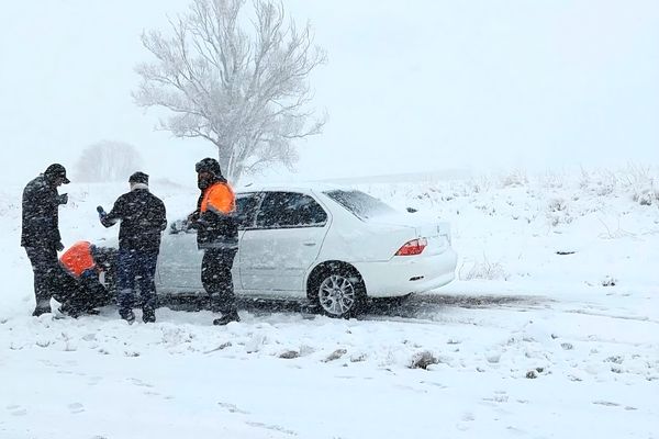 برف و سرما مهمان خراسان رضوی شد