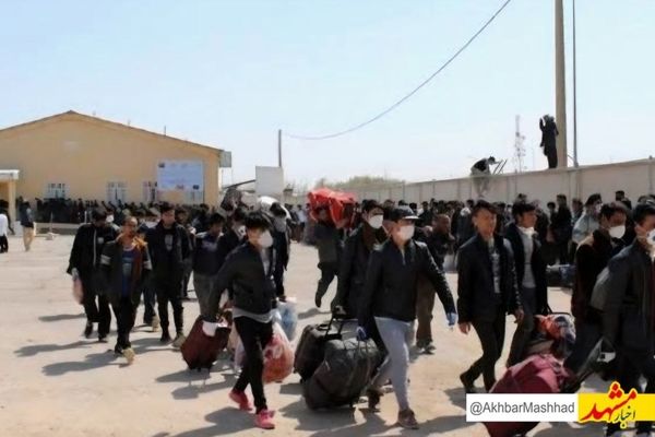 خروج اتباع غیرمجاز تا پایان شهریور ماه ادامه دارد/ خروج روزانه ۲۰ هزار تبعه افغانستانی از مرز دوغارون