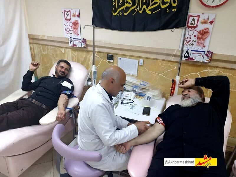 ۱۸۷۰ زائر و مجاور مشهدی داوطلب اهدای خون در دهه پایانی ماه صفر
