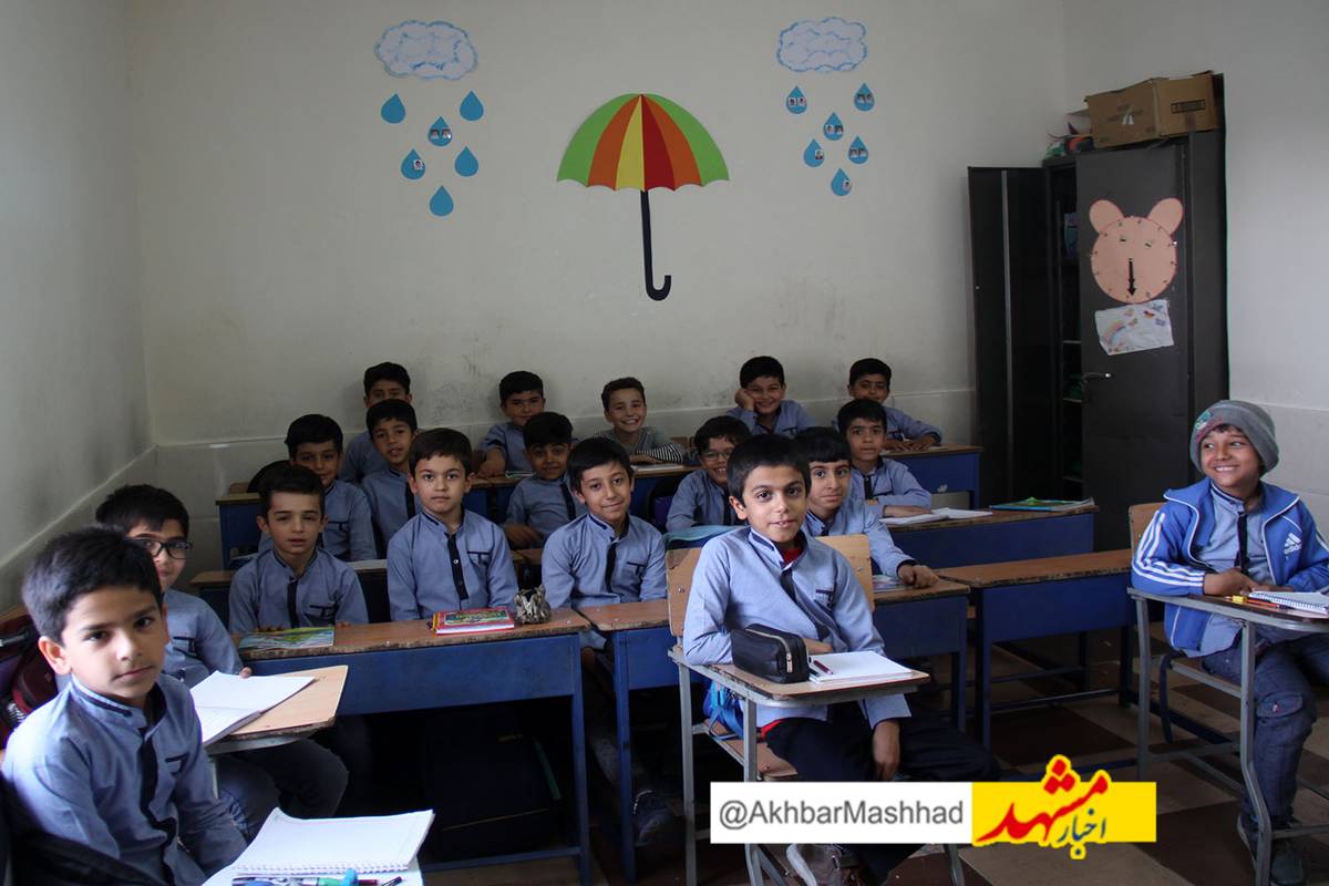 ۳۵ مدرسه متخلف در مشهد شناسایی شدند / سرانه آموزشی دولتی تنها ۲۵۰۰ تومان در سال