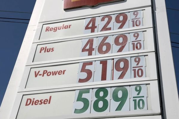 از افتخار تا بحران | ترامپ و بنزین ۳ دلاری که دود شد!