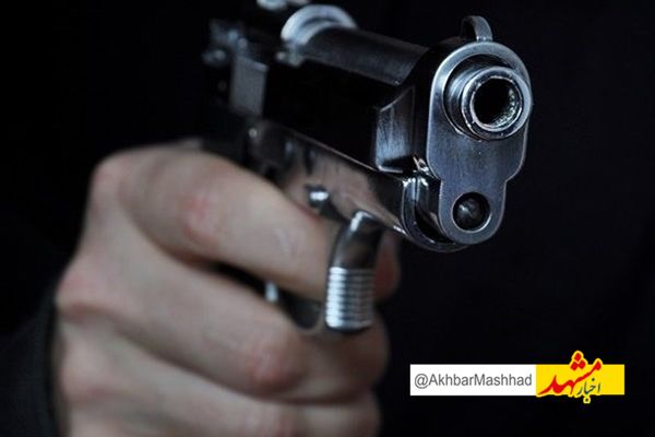 تیراندازی با اسلحه ساچمه ای به شیشه یک مغازه در مشهد
