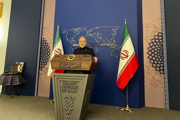 وزیر امور خارجه: مطمئن هستم در یکی از روز‌های آینده پیروزی‌مان در این جنگ را جشن می‌گیریم