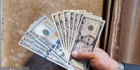 ریزش ۲ درصدی قیمت دلار در بازار آزاد مشهد+ علت