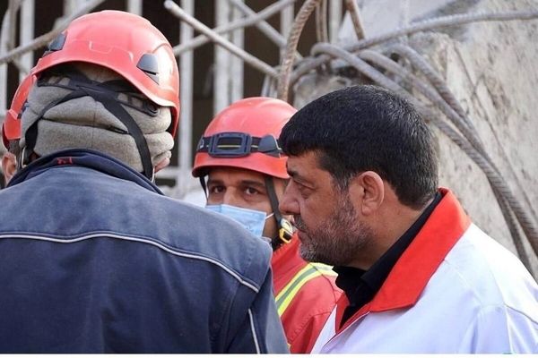 کولیوند: ما و اعضای جمعیت هلال احمر تا پای جان در رکاب رهبر عزیزمان ایستاده‌ایم