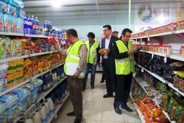 نظارت‌های ویژه نوروزی بر کارخانجات مواد غذایی و آشامیدنی با حضور ۱۹ بازرس در مشهد