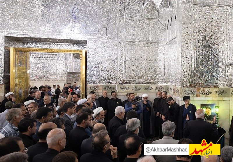 حا‌ل‌ و‌ هوای مزار شهید رئیسی در حرم رضوی