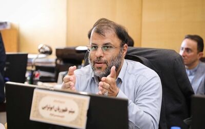 سهمیه‌بندی و بازاری‌سازی، قیمت بنزین را به ۵۰ تا ۷۰ هزار تومان می‌رساند 