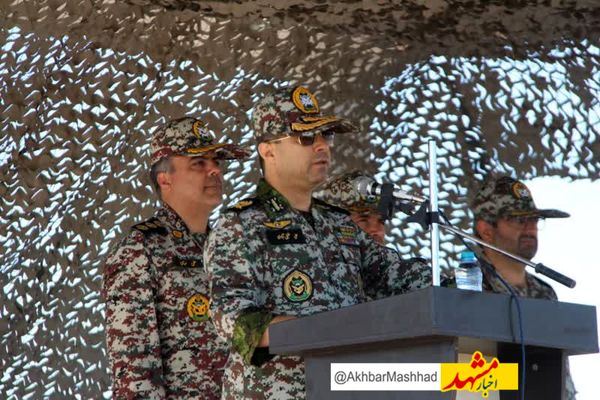 ولایت‌ مداری و مردمی بودن مهمترین ویژگی ارتش است
