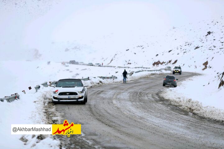 برف و باران جاده‌های خراسان رضوی را فرا گرفت