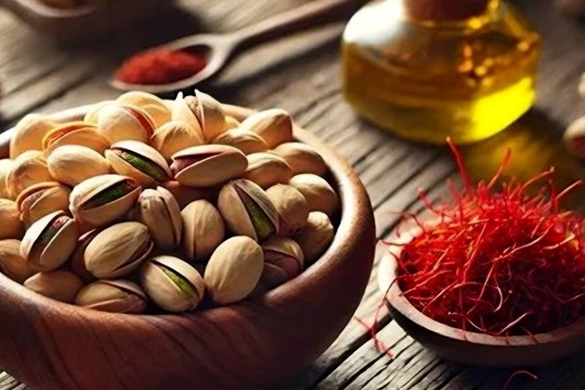 پسته و زعفران بیشترین محصول ارزآور خراسان رضوی