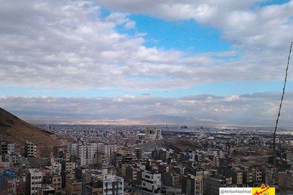 پیش‌بینی هواشناسی مشهد و خراسان رضوی امروز (دوشنبه، یکم دی ماه ۱۴۰۴) | پایداری جو و افزایش تدریجی دما در استان