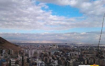 پیش‌بینی هواشناسی مشهد و خراسان رضوی امروز (دوشنبه، یکم دی ماه ۱۴۰۴) | پایداری جو و افزایش تدریجی دما در استان