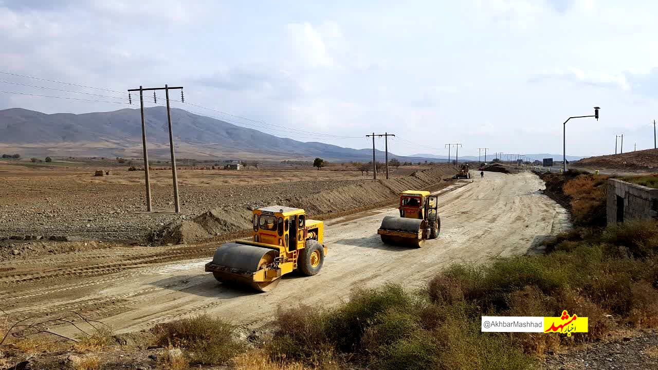 ۱۰ درصد راههای روستایی گناباد از آسفالت بی‌بهره هستند