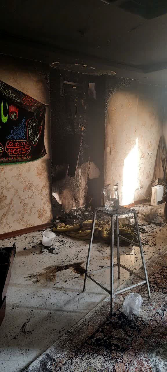 حریق آپارتمان درخیابان ۱۷ شهریور مهار شد
