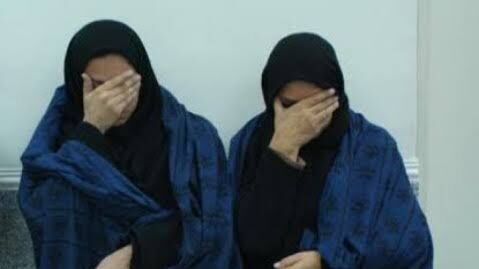لحظه سرقت و عکس چهره باز 2 زن که دزدان سریالی طلافروشی ها هستند+ فیلم