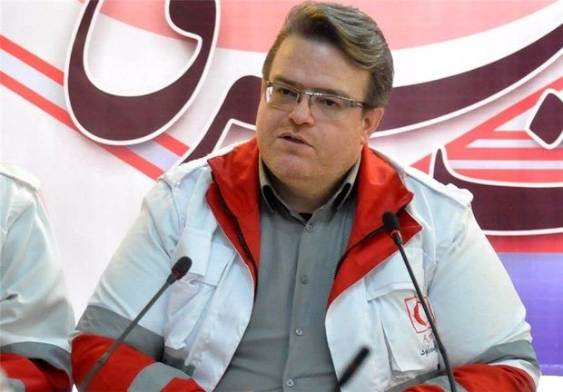 نجات خانواده گرفتار در ارتفاعات نغندر