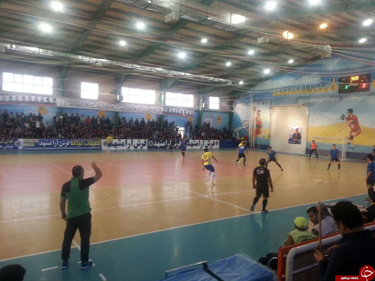 پیروزی تیم فوتسال فرش آرا مقابل طرح توسعه الوند قزوین