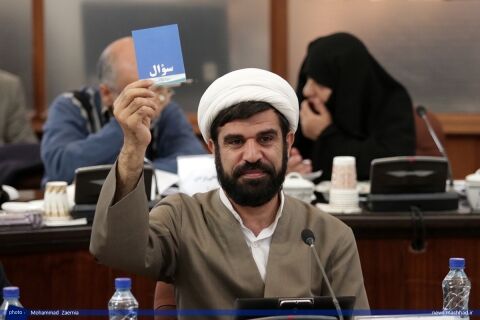 چه کسی به شهردار مشهد مرخصی می دهد؟/ یکشنبه تعیین کننده است