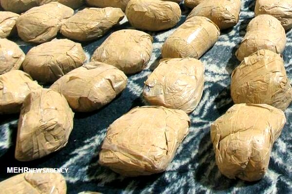 کشف ۳۹۱ کیلوگرم تریاک جاسازی شده از یک دستگاه کامیون در مشهد