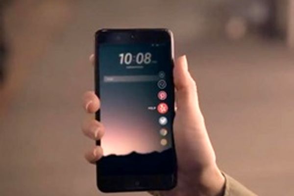 اچ تی سی یو ۱۱ برترین گوشی اندرویدی سال می‌شود؟