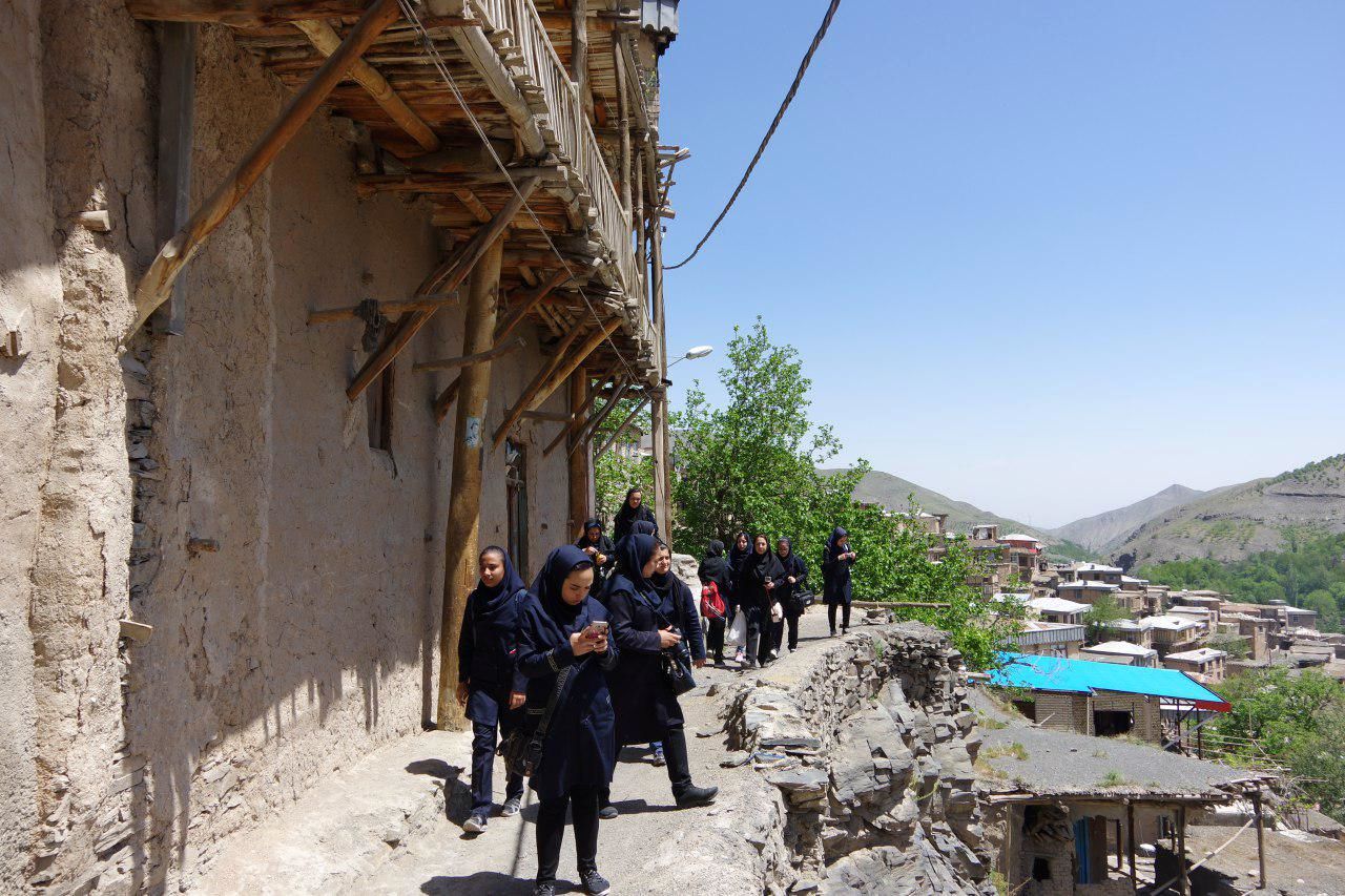 برگزاری تور عکاسی گردشگری در روستای تاریخی کنگ