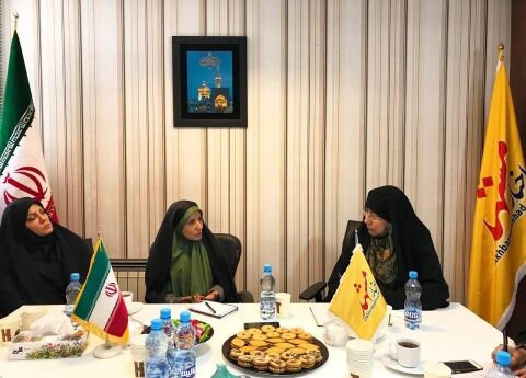 نگاه تبعیض آمیز در مدیریت شهر حاکم است/ حضور زنان در انتخابات نقش ویترینی پیدا کرده است/ سلیقه گرایی عامل محدو