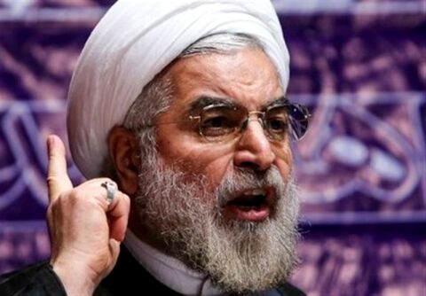 کاهش آرای روحانی پس از مناظره سوم