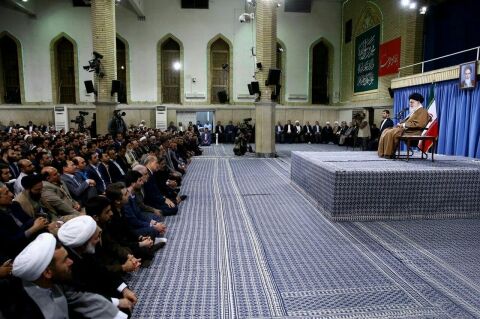 معنوی‌ترین برنامه کشوری معلمان دیدار با مقام معظم رهبری است