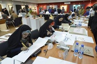 همنوایی اساتید خوشنویسی مشهد در مراسم «کتابت بندگی»
