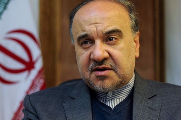 سلطانی‌فر: امشب همه در جشن صعود تیم ملی شرکت کنند