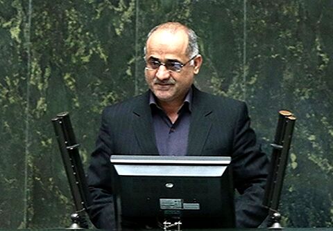 در اداره کشور با مشکل مواجه هستیم
