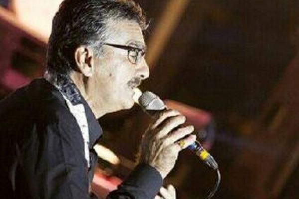 خواننده نوستالژیک دهه شصت به صحنه بازگشت