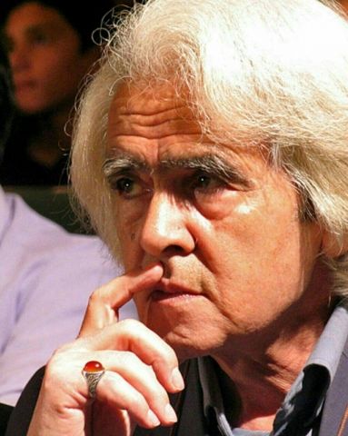 این بار مرگ هوس بردن شاعر کرده بود