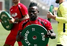 گزارشی از حضور بازیکنان خارجی در لیگ برتر؛ هر سال کمتر از پارسال/ قحطی اجنبی‌ها!