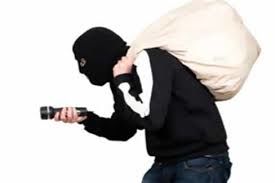 عجیب ترین دزدی مشهد در کمال خونسردی+ فیلم