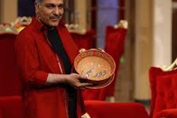 کنایه مهران مدیری در برنامه دورهمی به روزنامه قانون
