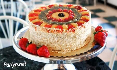 آموزش کامل طرز تهیه کیک میوه ای خوشمزه خانگی + مدل های تزئین کیک میوه ای