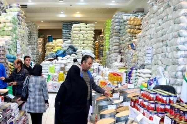 ذخایر کالا‌های اساسی برای میزبانی از زائران در مشهد و خراسان رضوی فراهم است | کاهش تخلفات صنفی