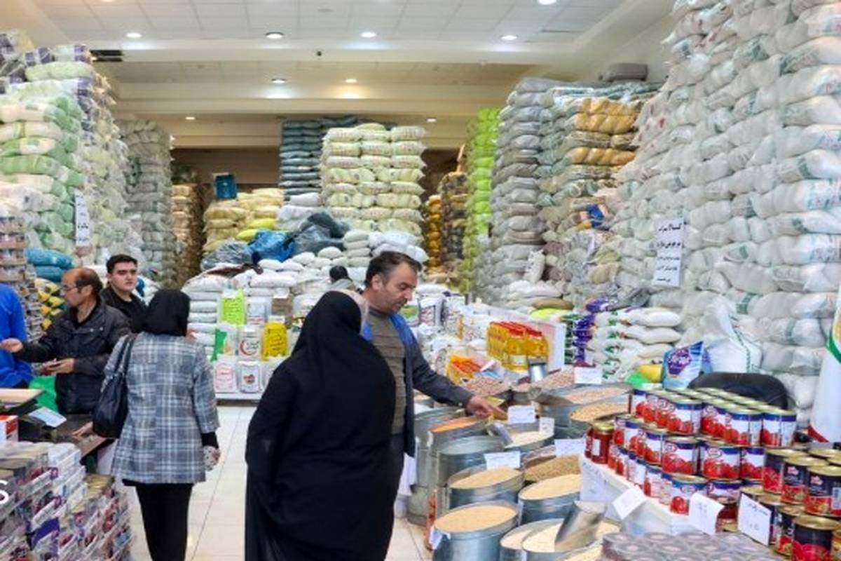 ذخایر کالا‌های اساسی برای میزبانی از زائران در مشهد و خراسان رضوی فراهم است | کاهش تخلفات صنفی