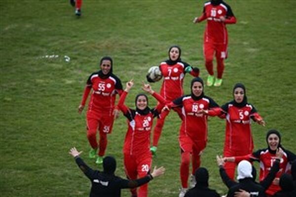 قهرمان بانوان از لیگ برتر انصراف می دهد؟