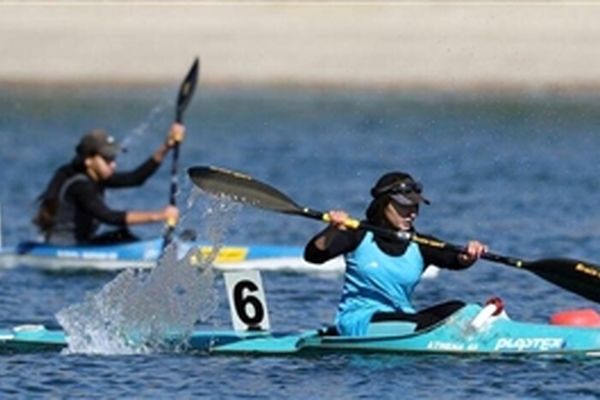 تیم ملی آب‌های آرام بانوان به آب می‌زند