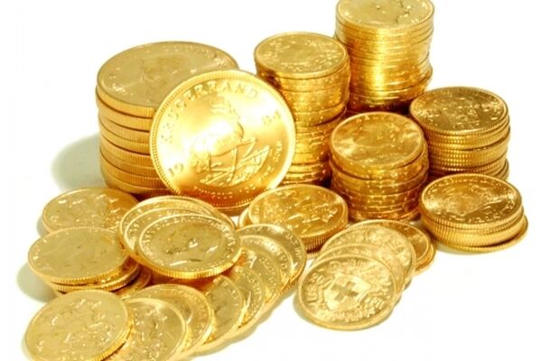 نرخ سکه در بازار کاهش یافت/ دلار سه هزار و 874 تومان + جدول