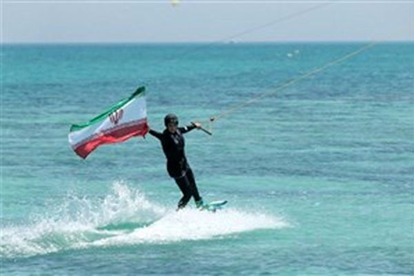 اسکی روی آب برای بانوان آزاد شد