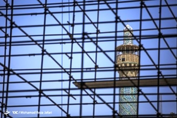 فیروزه هایی به رنگ فلز