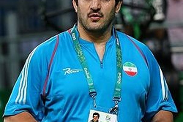 رقابت خادم و جدیدی در گود کشتی