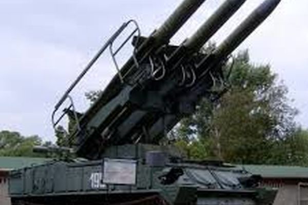 تجهیزات جدید دفاعی به غرب کشور اعزام شدند